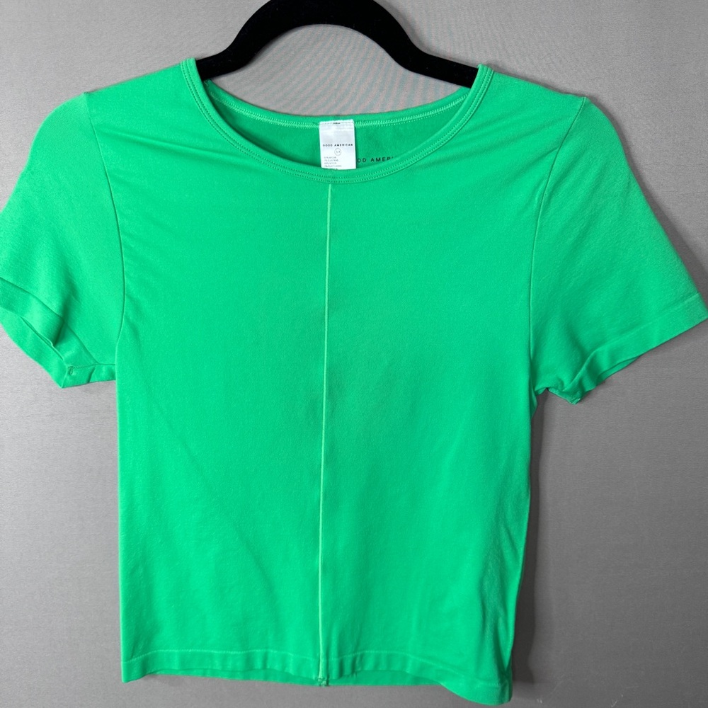 GOOD AMERICAN Fitted Seamless Tee - Summer Green - L